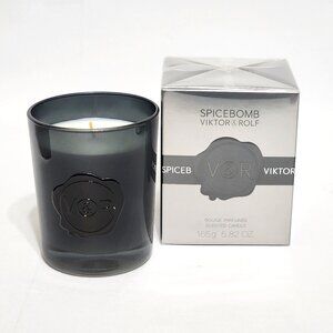 Spicebomb by Viktor & Rolf Men 5.82 oz / 165 g Scented Candle